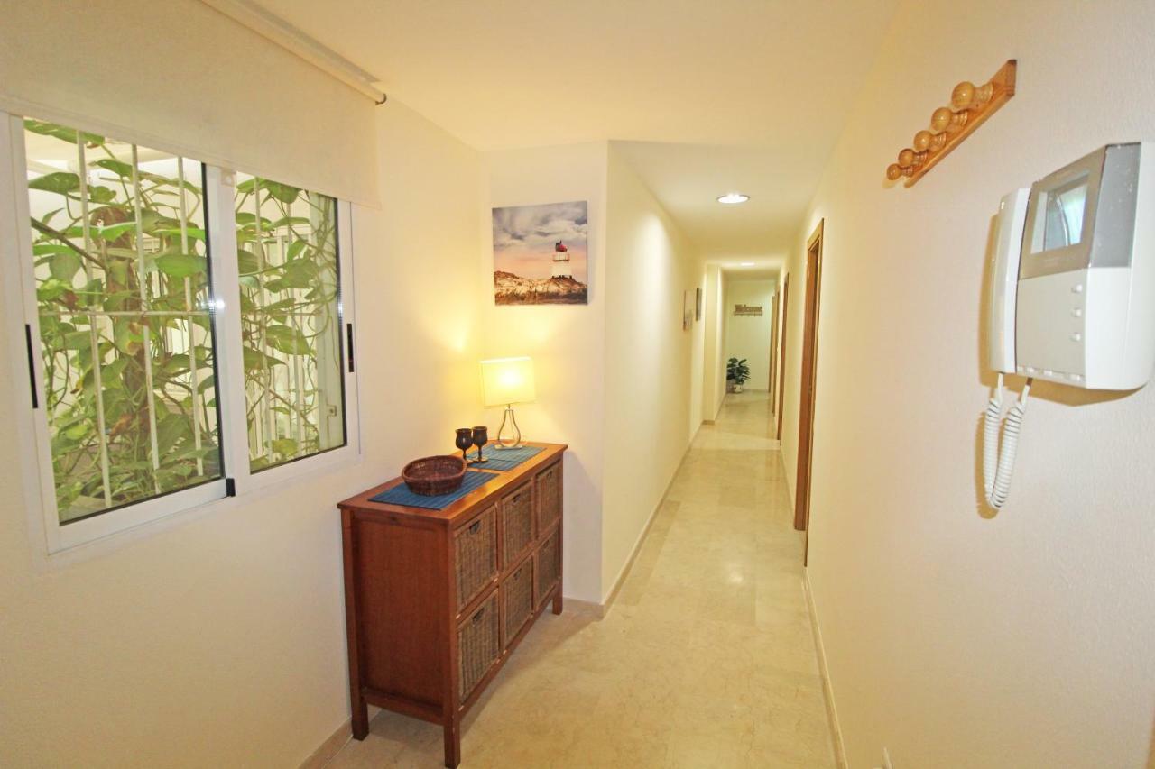 Super Centrico, Luminoso, Amplio, Terrazas Y Patio Apartman Alicante Kültér fotó